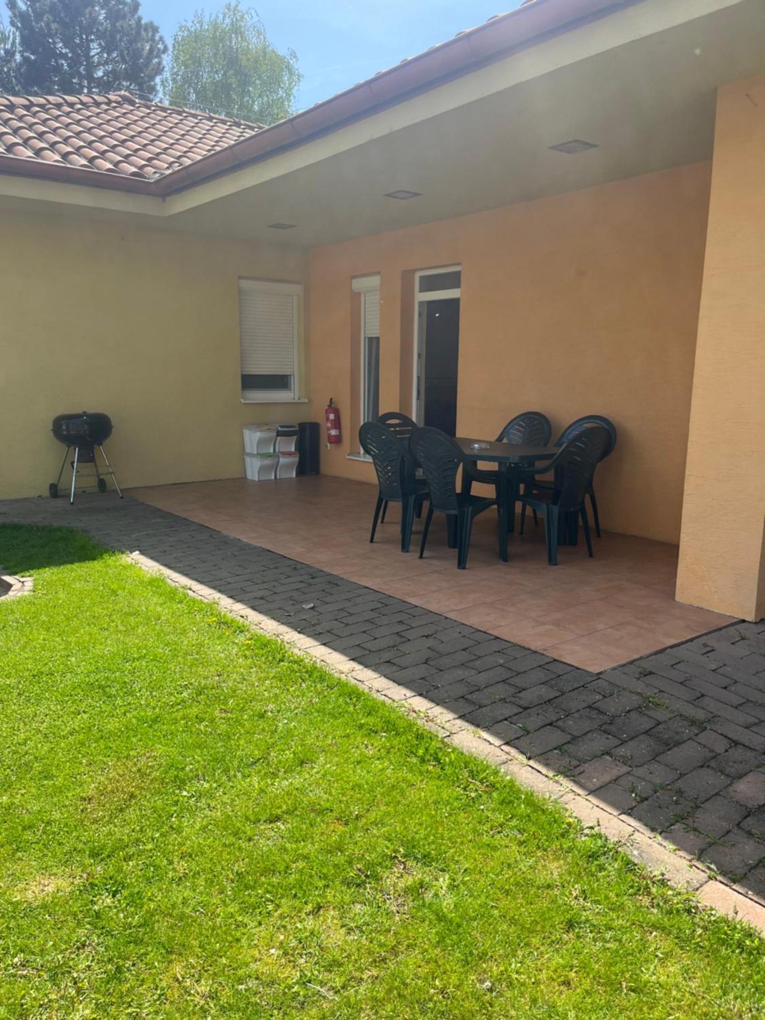 Gracia Apartment
